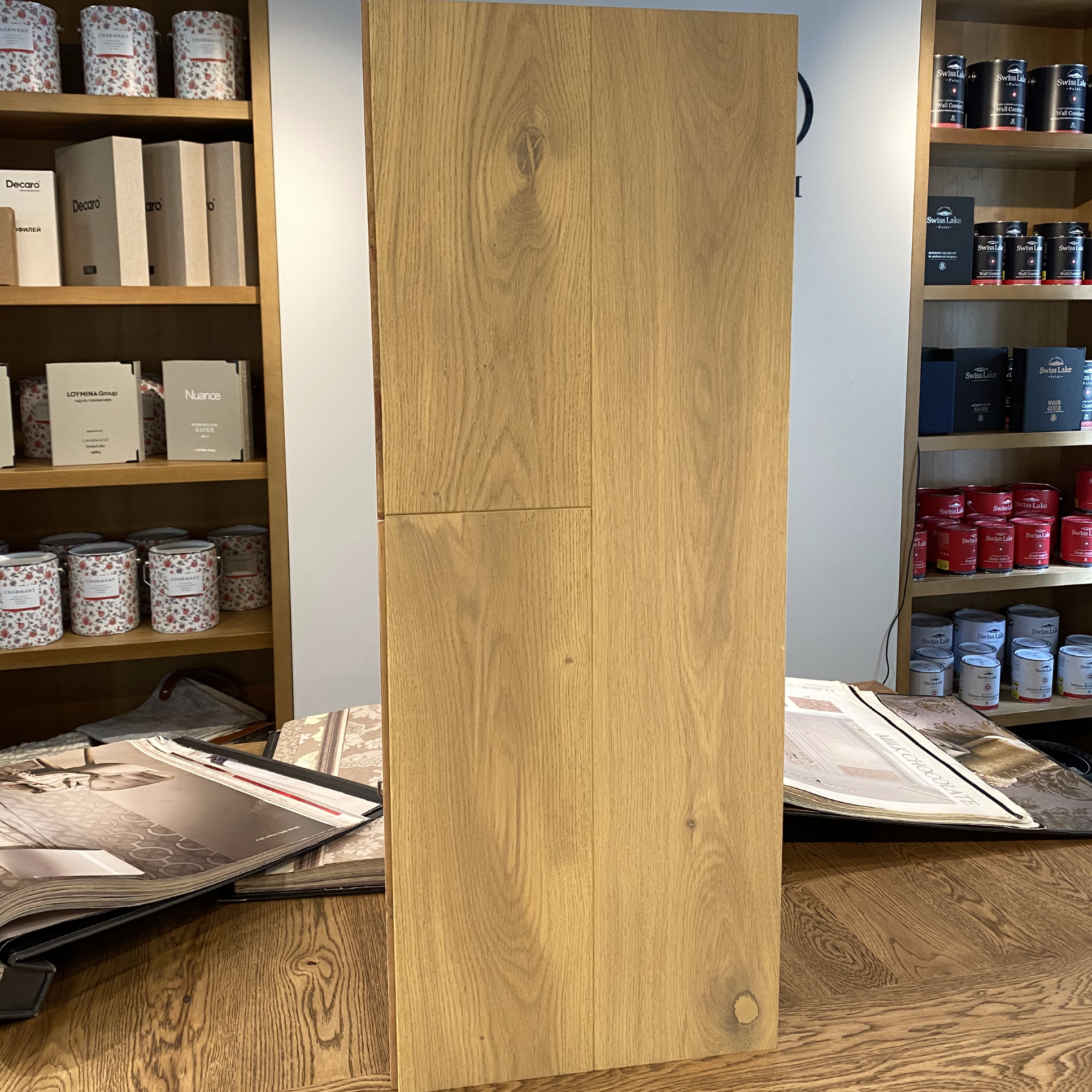 Инженерная доска. L. Deco интерьерный салон. Краски/обои/лепной декор