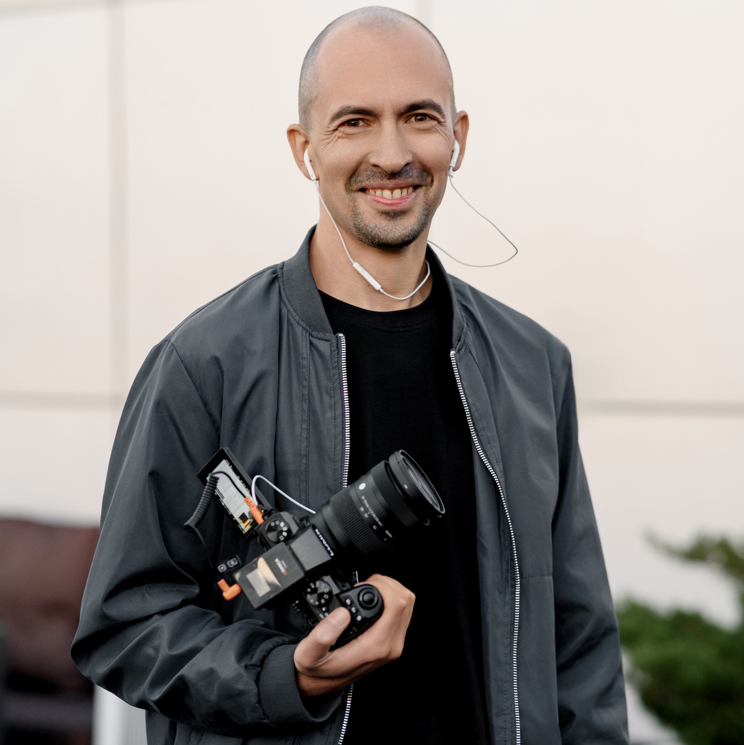 Контакты. Свадебный видеограф в Краснодаре Дмитрий Ютланов