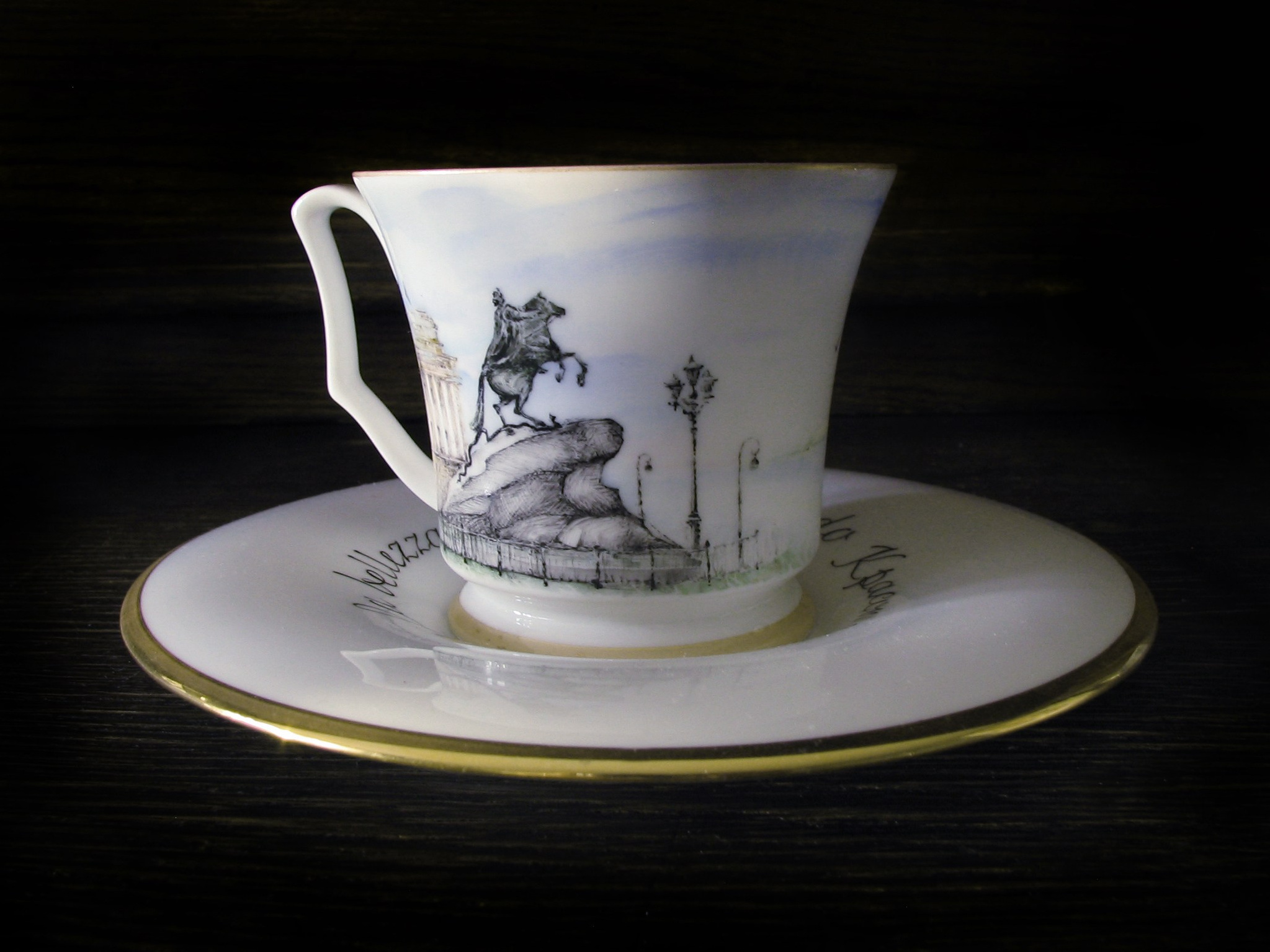 Памятная надпись на фарфоре. Костяной фарфор ИФЗ. Роспись фарфора в Санкт-Петербурге