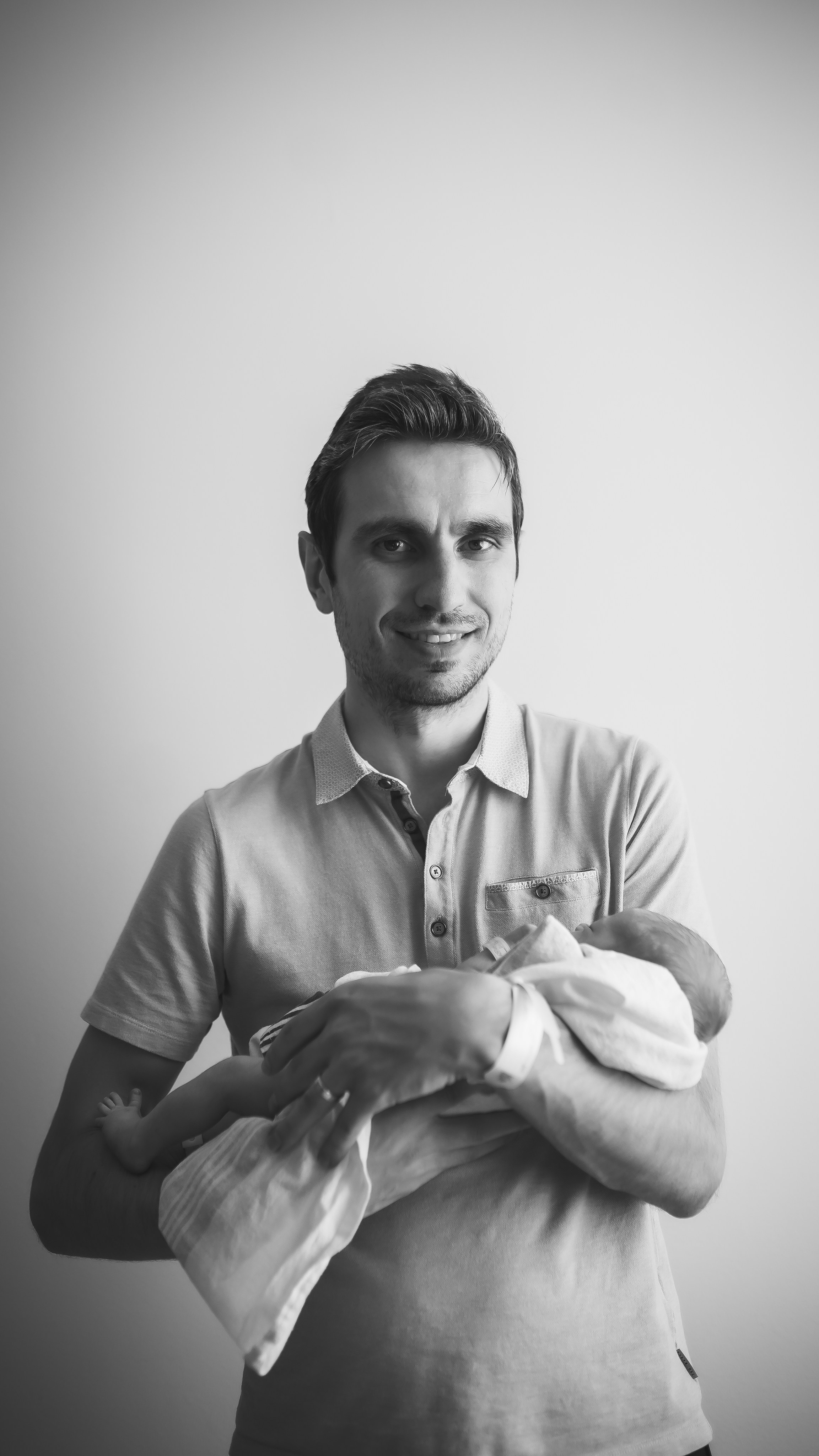 Hospital Bag Checklist for Photogenic First 48 Hours | East Bay Fresh 48 Photographer