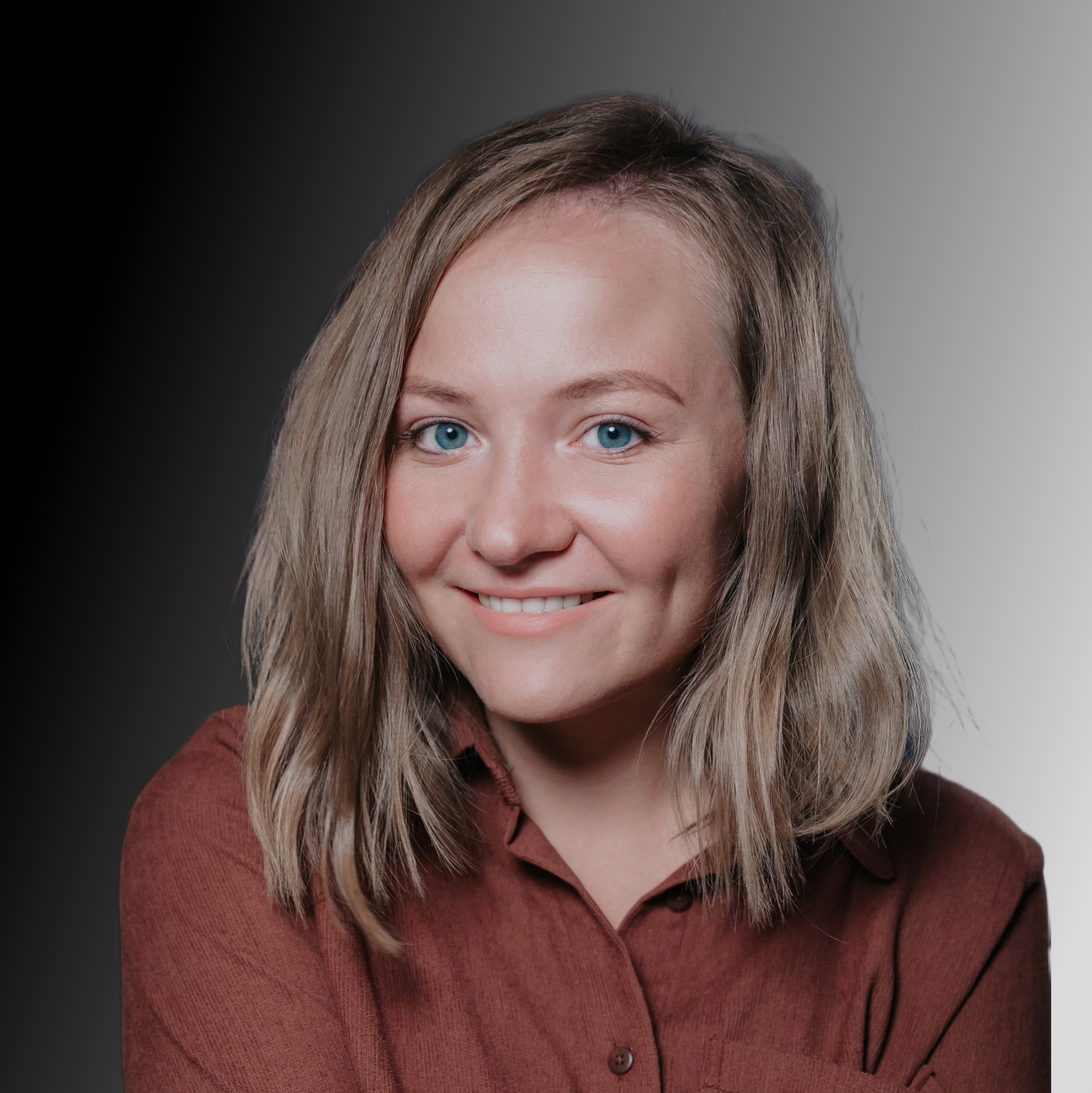 ОБО МНЕ. Свадебный фотограф в Санкт-Петербурге Полина Корзухина