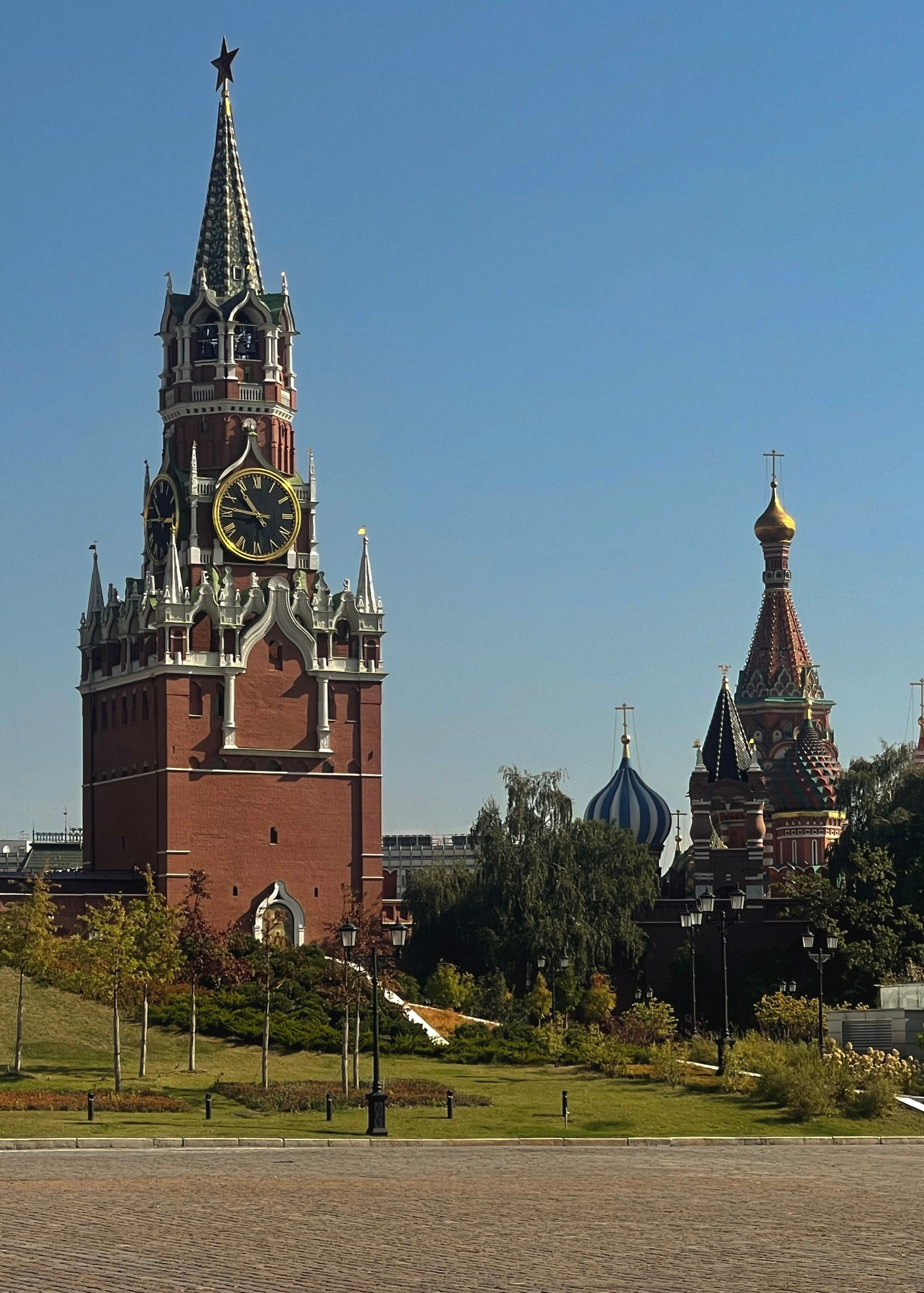 Музеи. Экскурсовод по Москве Беляева Валентина