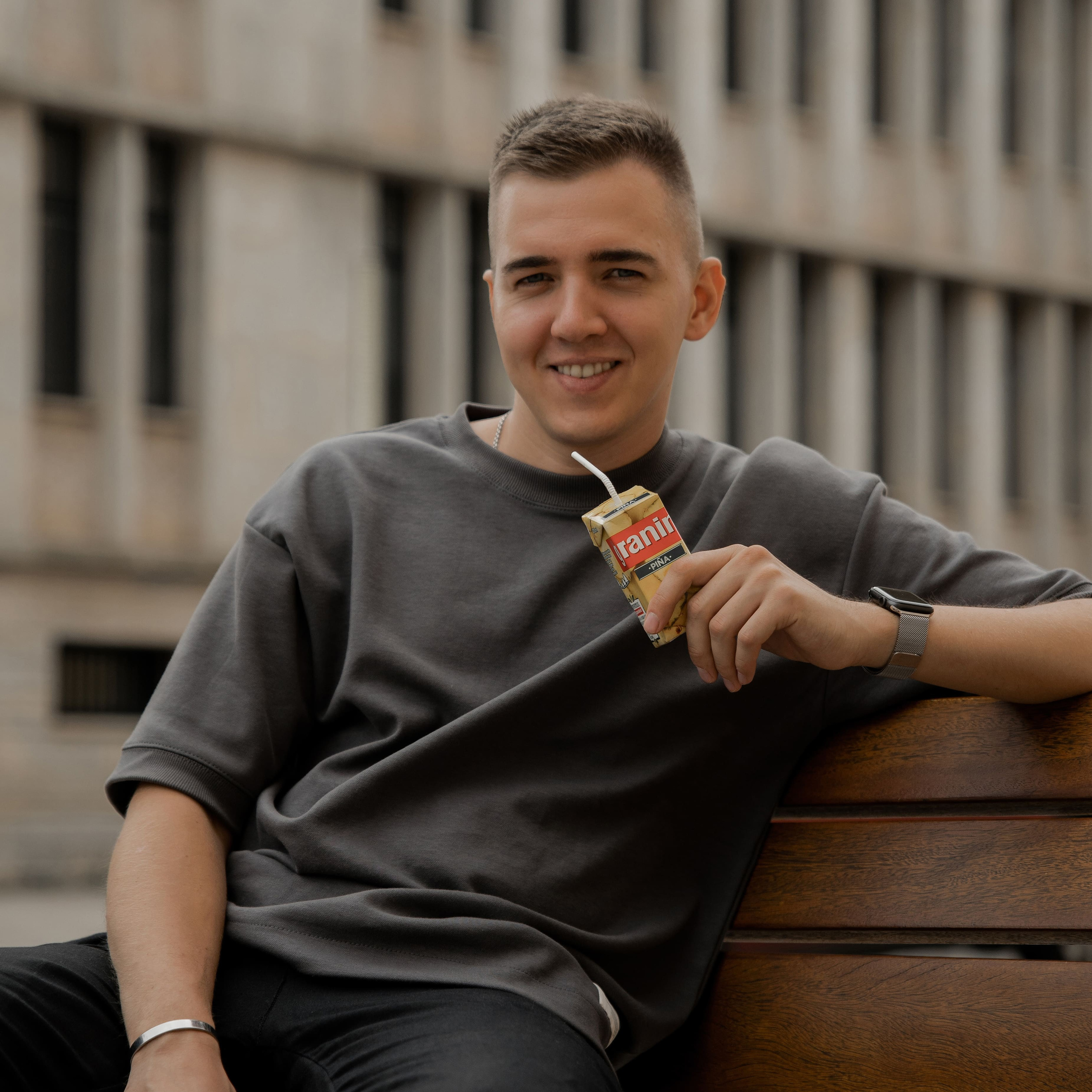 Команда студии видеопродакшн TOLBATOV PRODUCTION в Москве