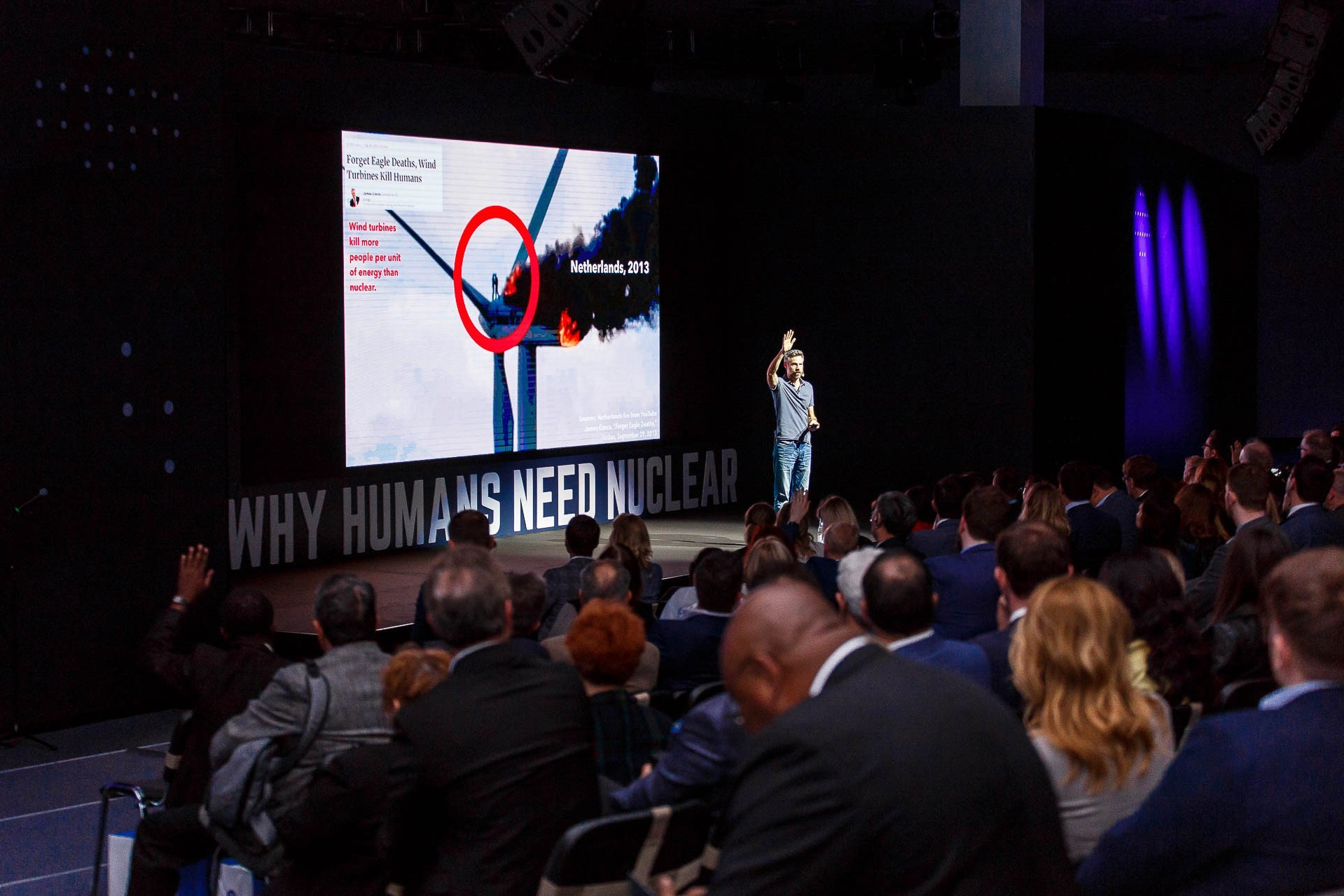 Репортажная фотосъемка конференций. Репортажный фотограф в Москве, Сочи и Санкт-Петербурге