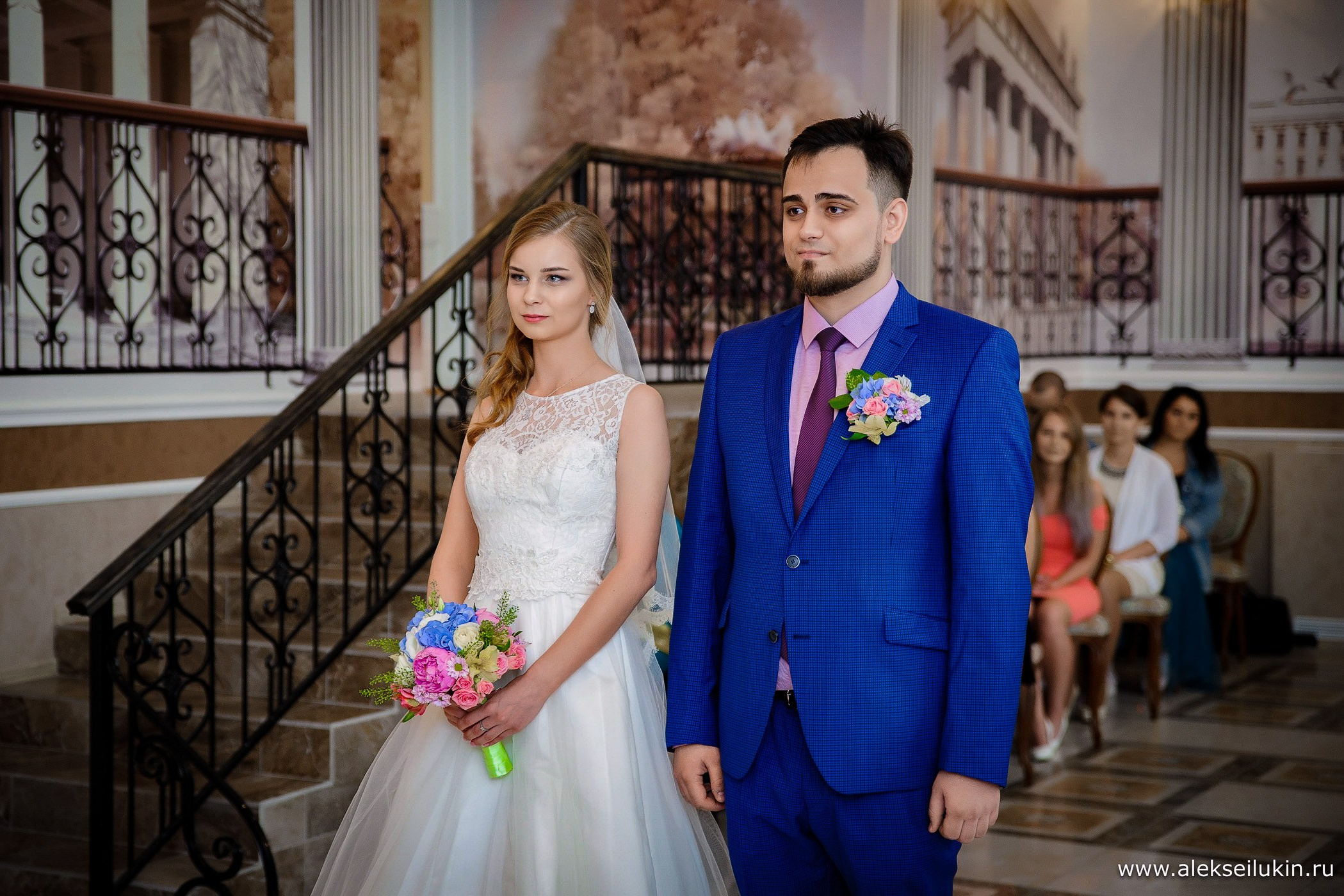 Свадебная фото и видео съёмка церемонии торжественной регистрации брака в отделе ЗАГС Московского района.