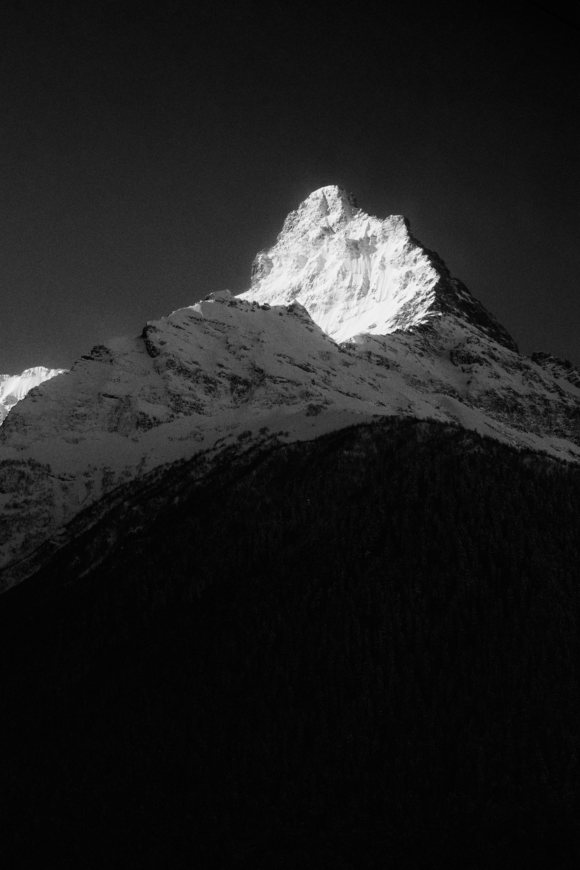 TRAVEL. EVGENYA PERESADOVA