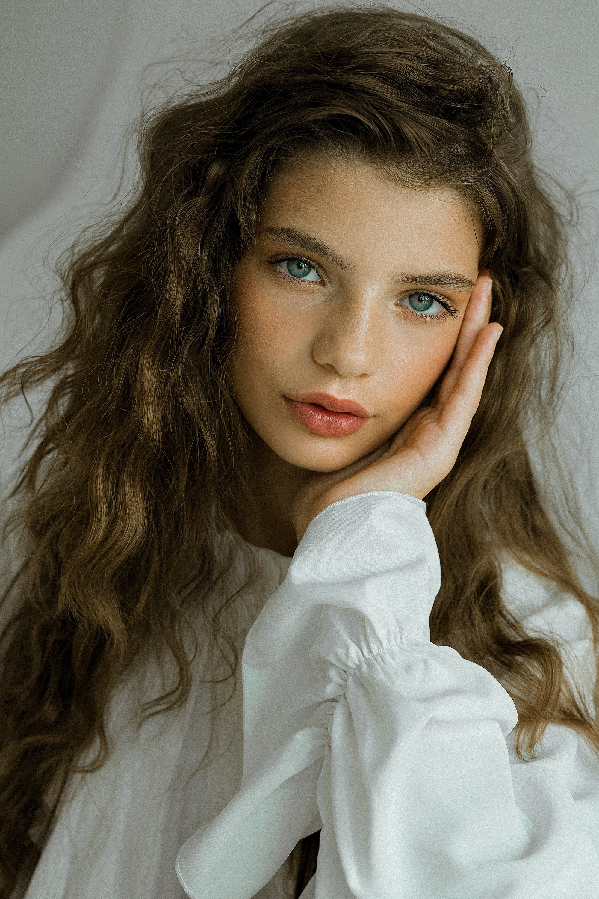 База моделей. Фотограф Полина Закирова