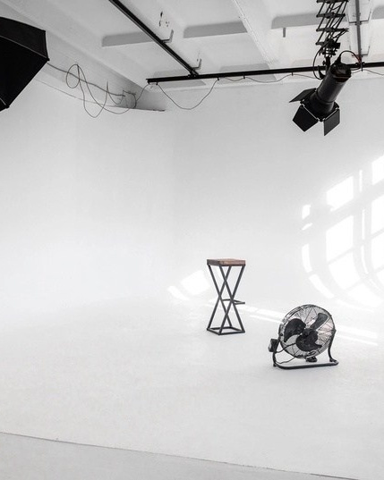 Фотостудии в Перми для фотосессии. Фотограф Пермь