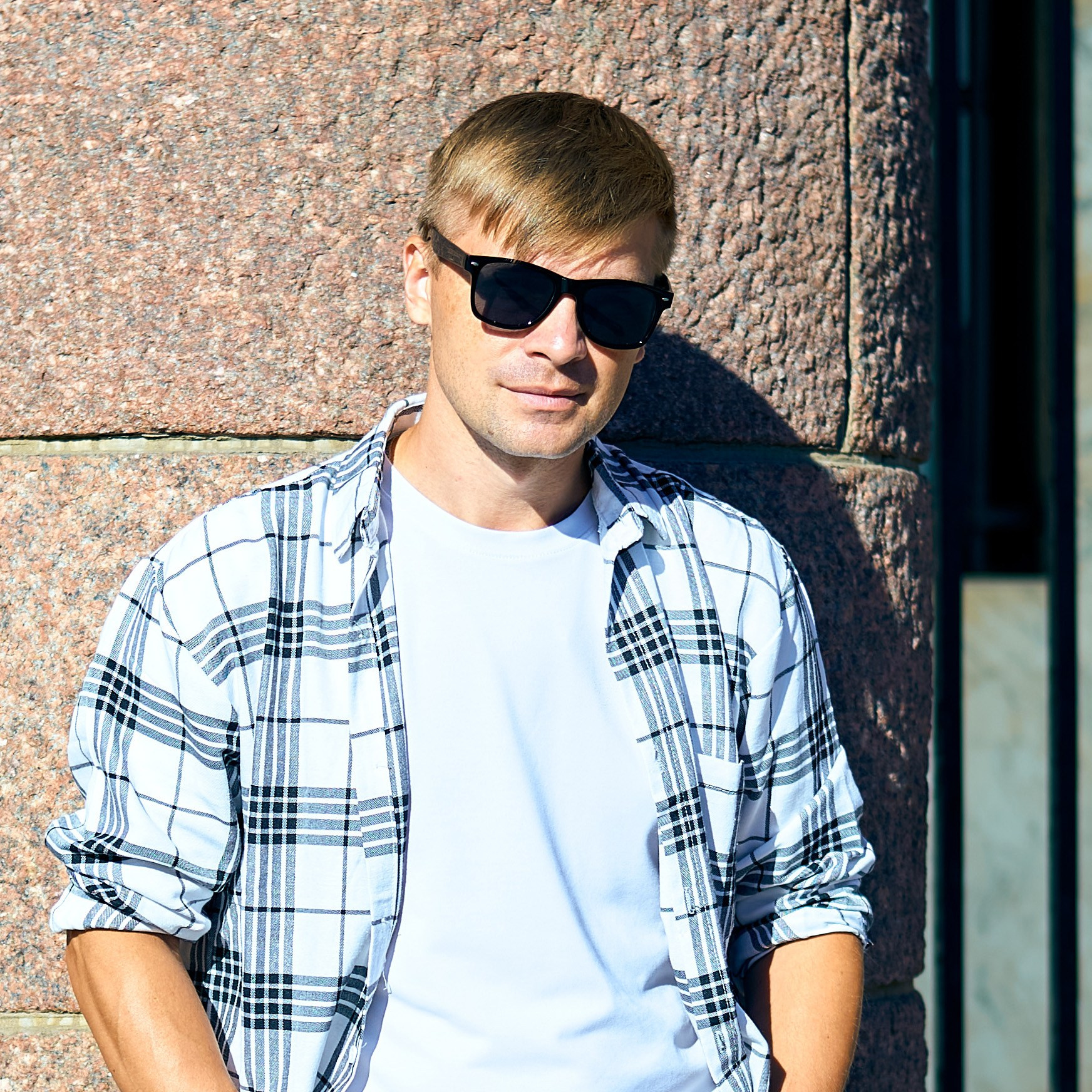 Контакты. Фотограф в Орле Павел Черкасов