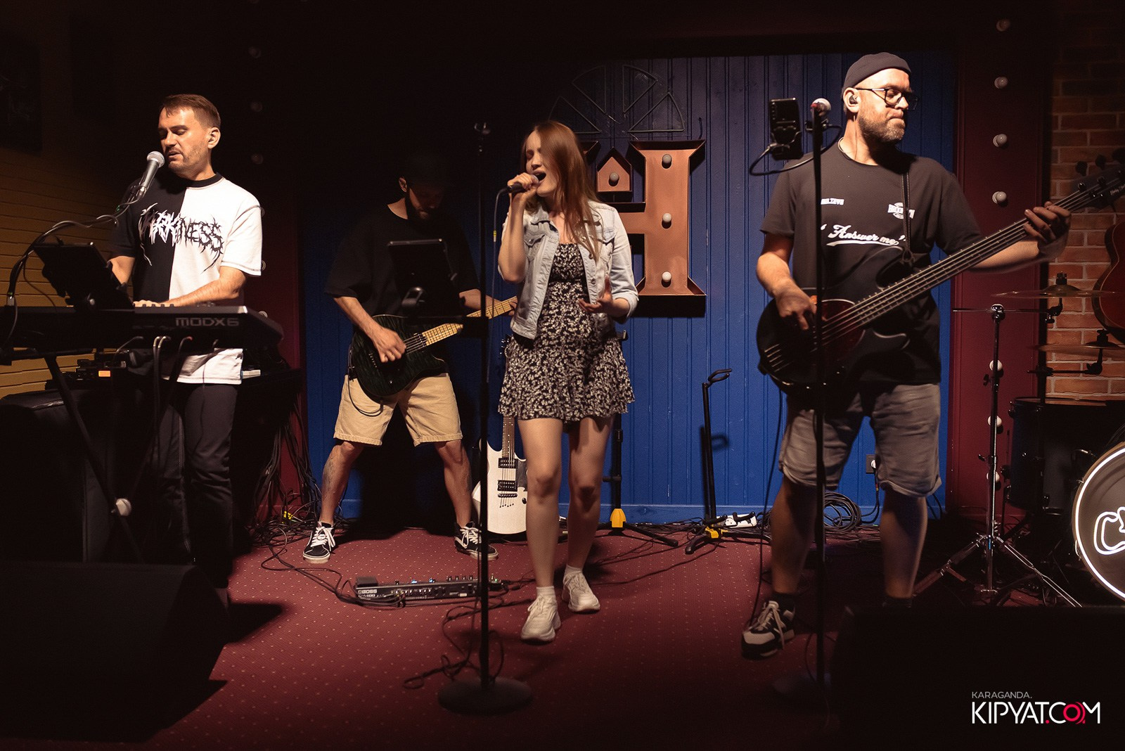 Harat's Irish Pub. Кипятком Караганда