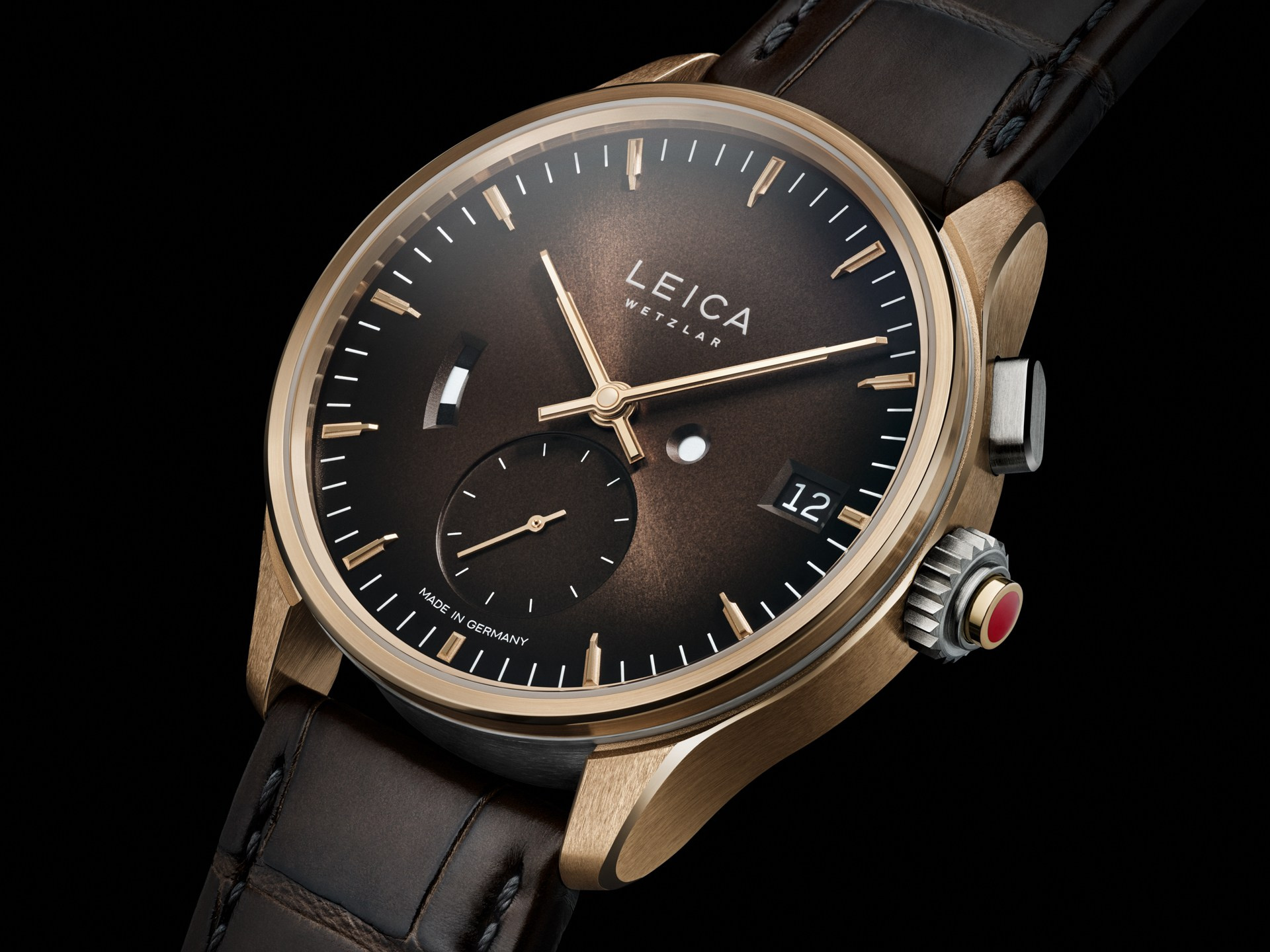 Представляем лимитированную модель Gold Edition для Leica Watch. Фотограф — видеограф в Москве Дмитрий Менделеев