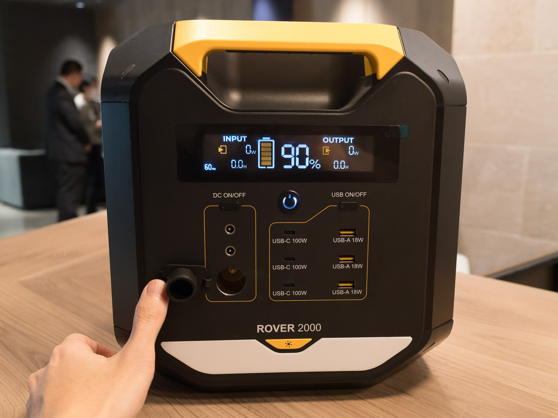 BougeRV Japan представляет портативный источник питания. Фотограф — видеограф в Москве Дмитрий Менделеев