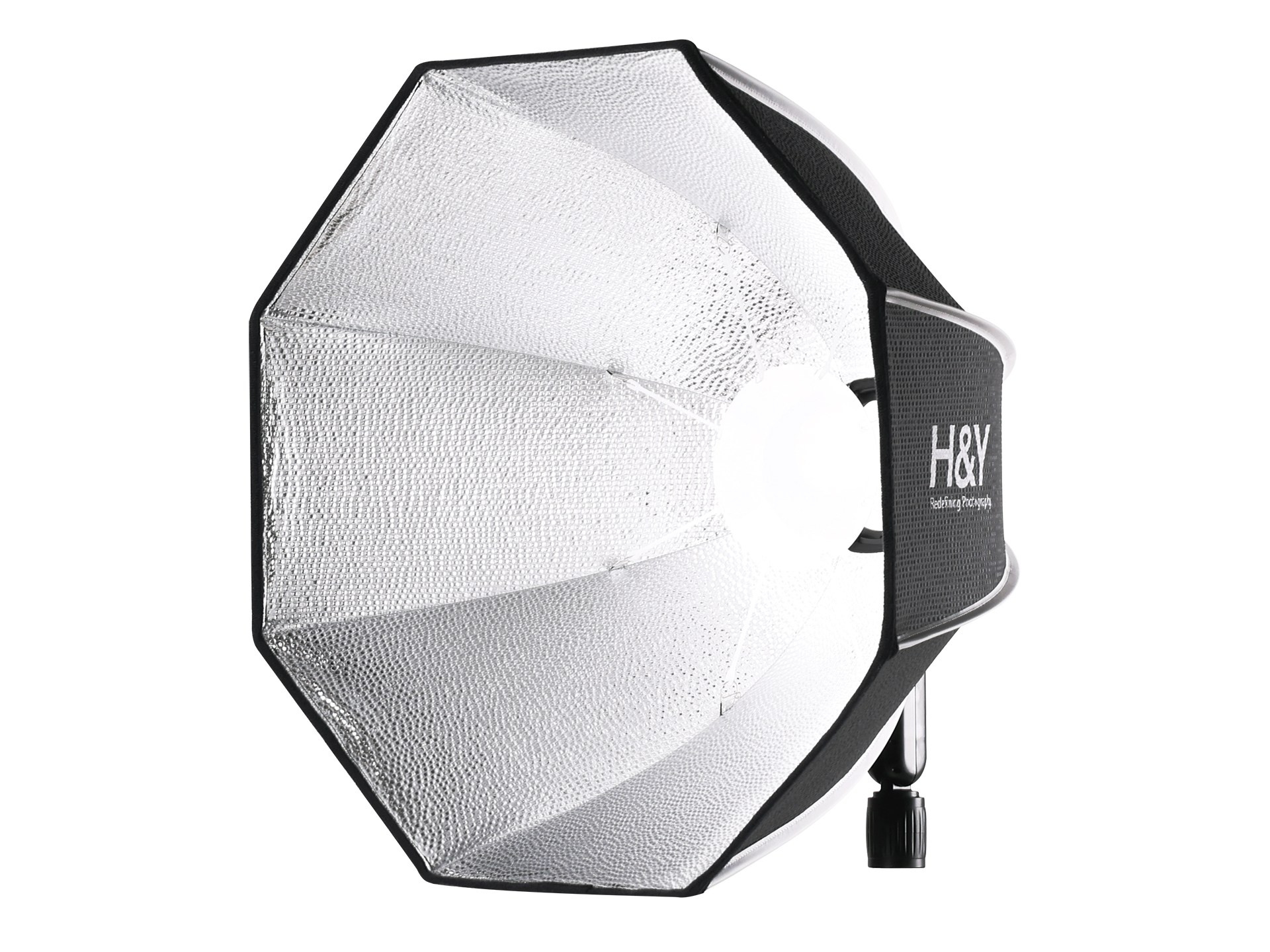 H&Y сотрудничает с SMDV в создании софтбокса. Фотограф — видеограф в Москве Дмитрий Менделеев