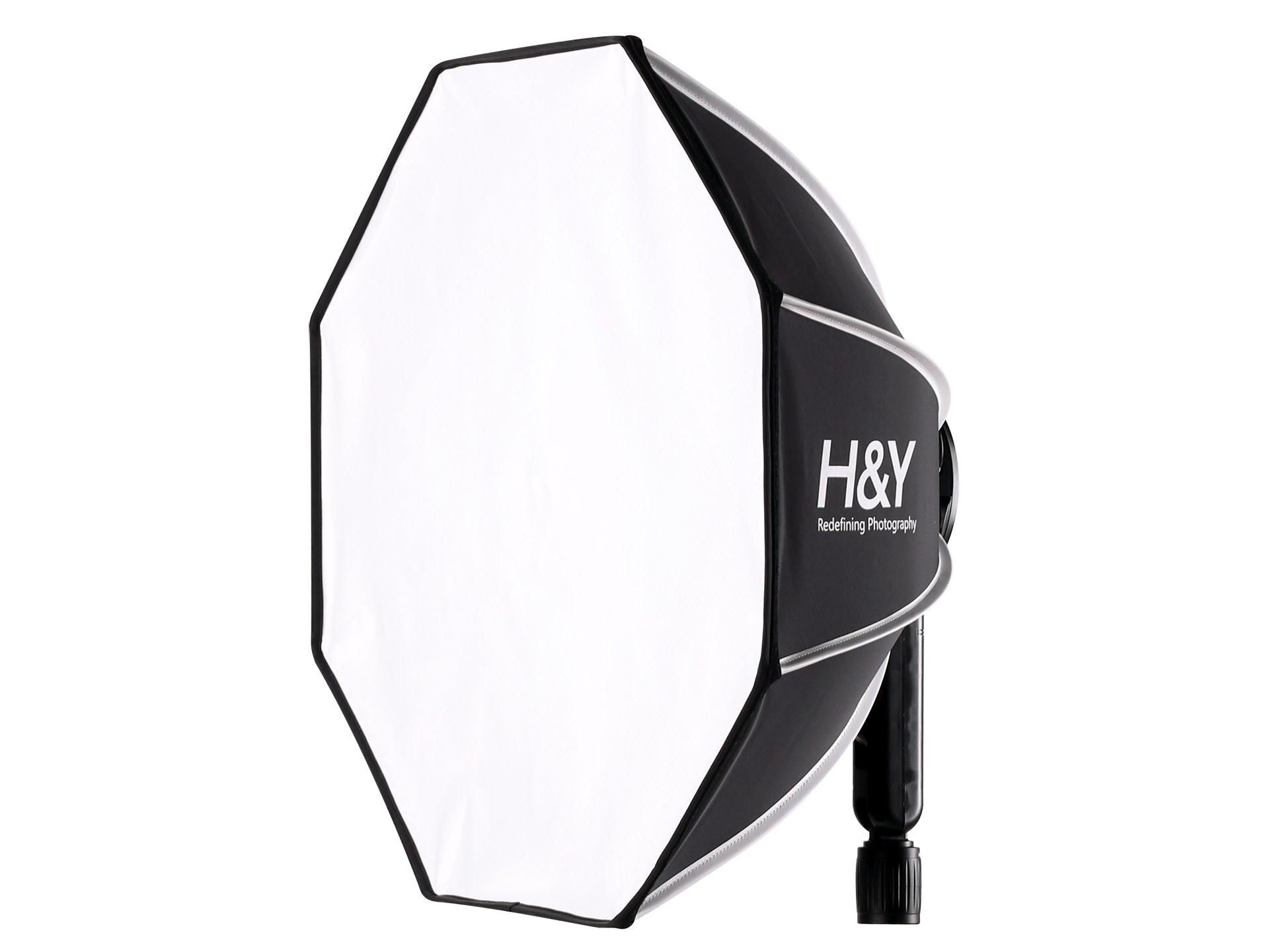 H&Y сотрудничает с SMDV в создании софтбокса. Фотограф — видеограф в Москве Дмитрий Менделеев