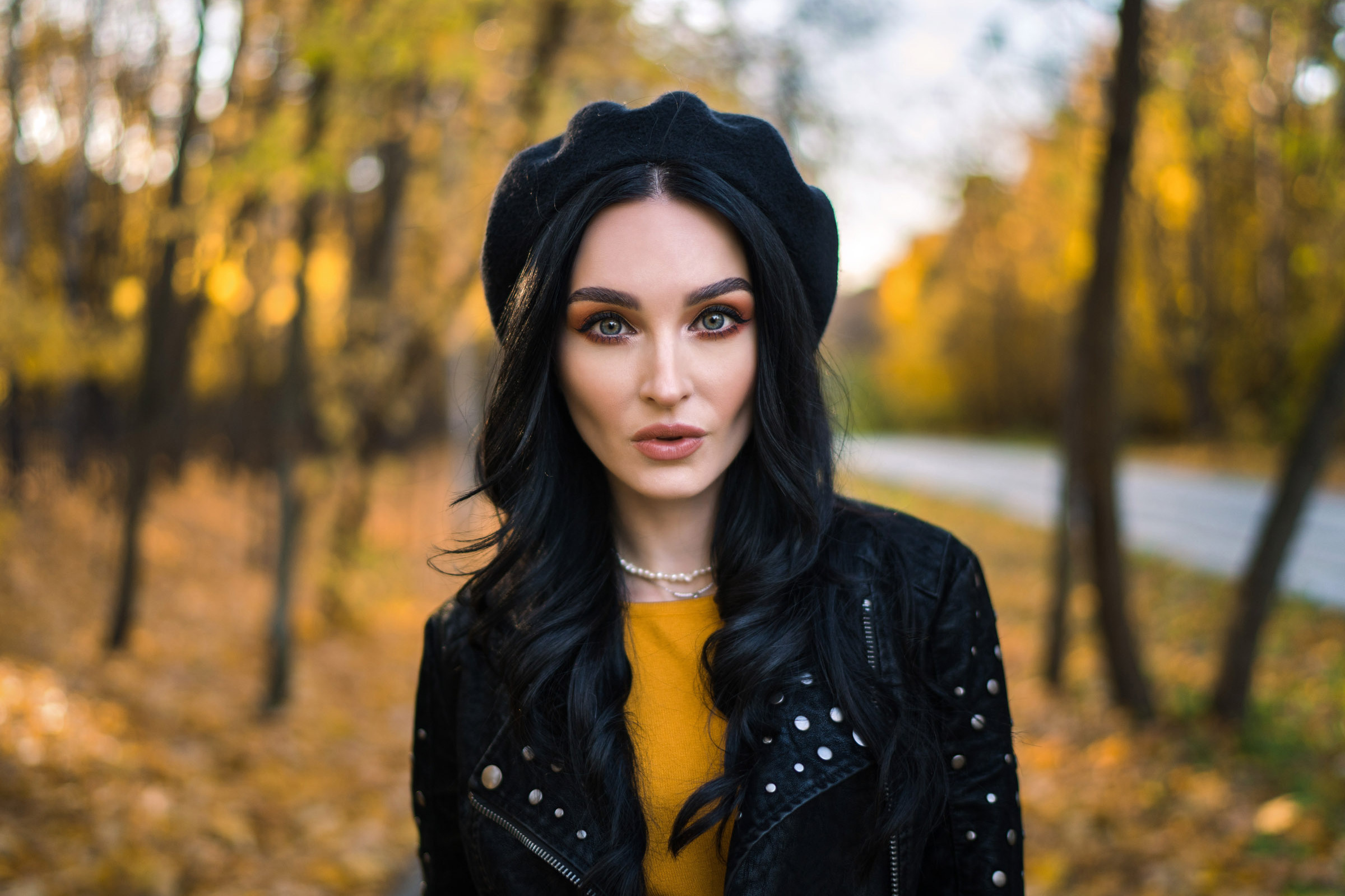 Осенняя фотосессия в Москве. Каталожная и промышленная съемка в Москве Александр Плонский