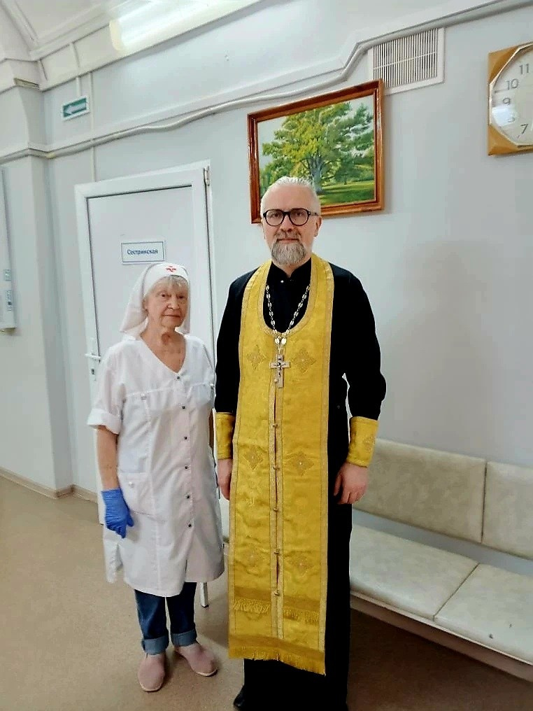 Клирик благочиния посетил Клинику гематологии и профпатологии СГМУ. Северное благочиние Саратовской епархии