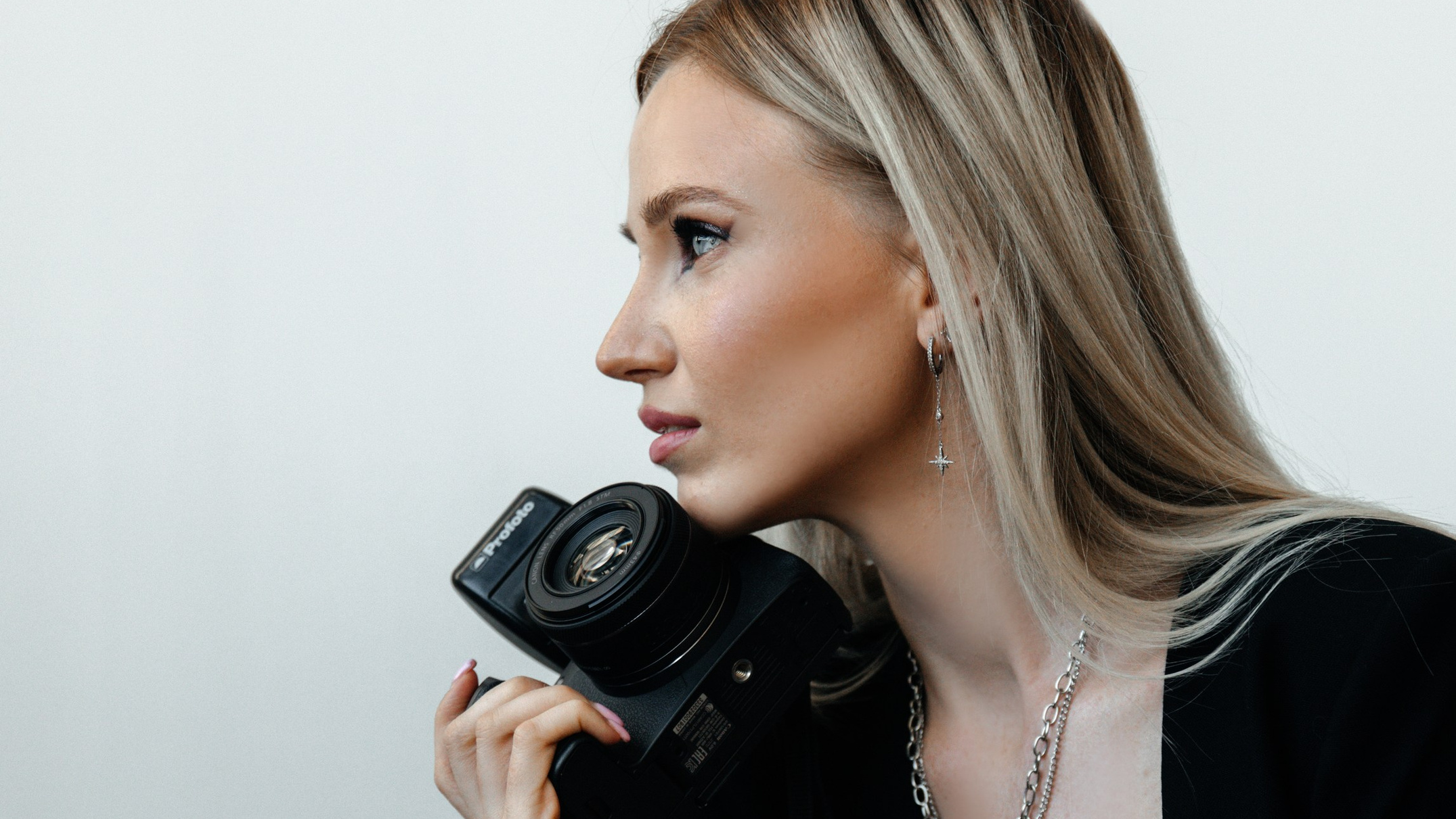 Контакты. Свадебный фотограф в Саратове Анна Жукова