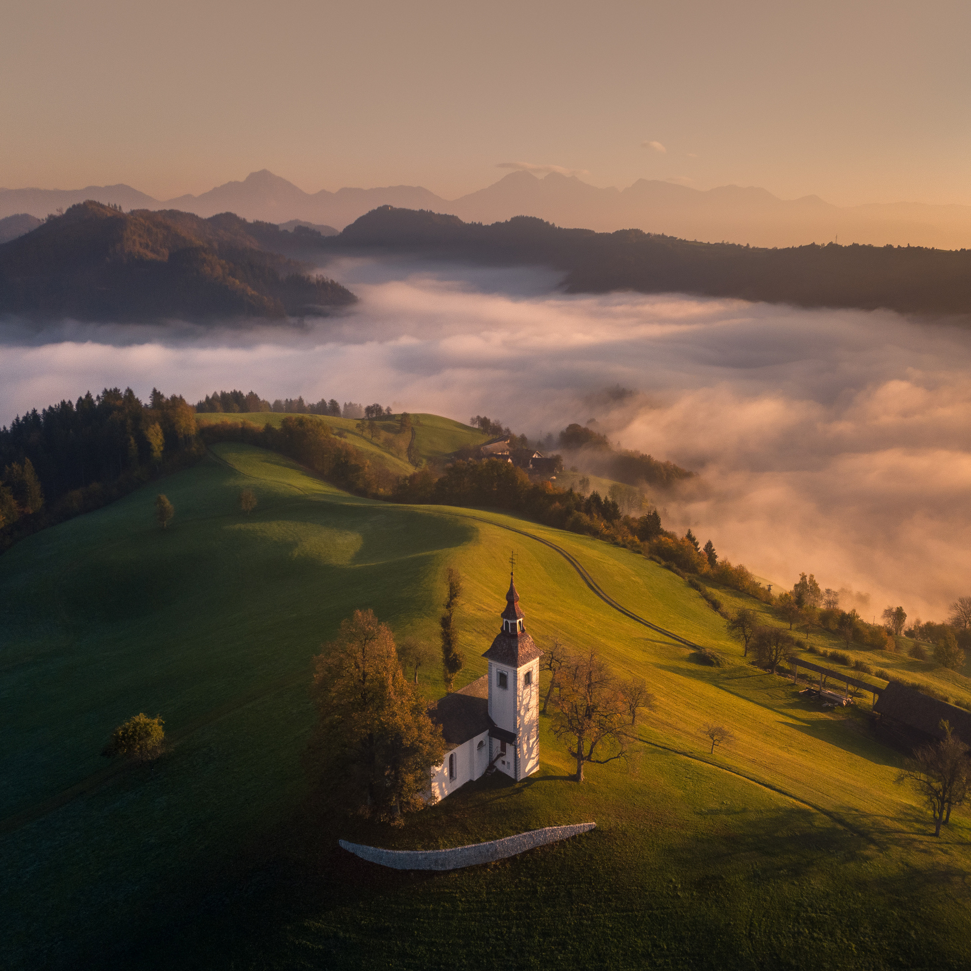 Дмитрий Купрацевич профессиональный пейзажный и travel-фотограф