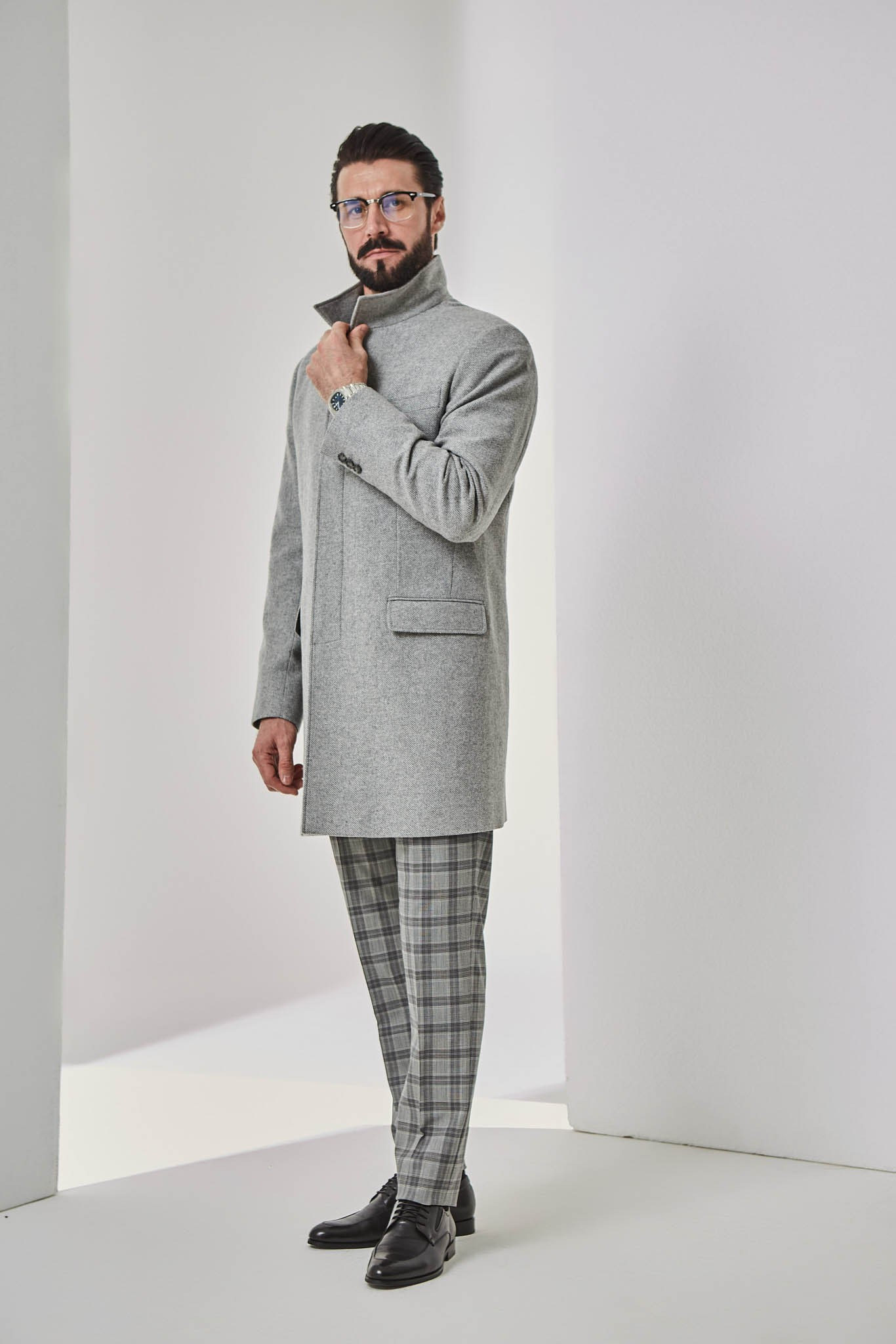 Цены. Продакшен г. Москва съемка мужской одежды, мужские модели, фото и видео, организация под ключ