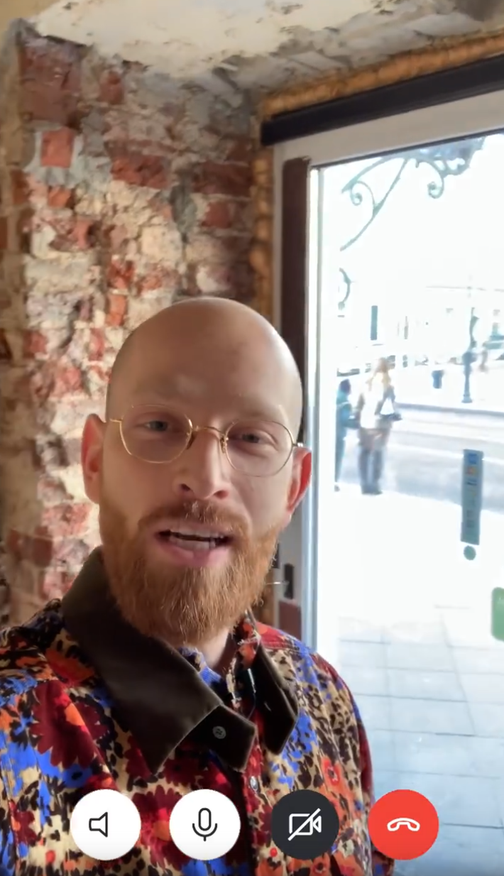 Видеосъёмка стильных рилсов для ресторанов — подчёркиваем атмосферу, подачу блюд и вовлекаем гостей через визуал