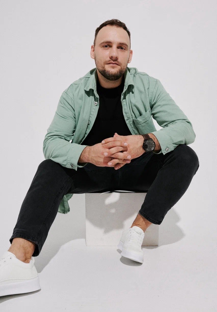 O нас. Владимир Дьяконов — Индустриальный и репортажной фотограф в России