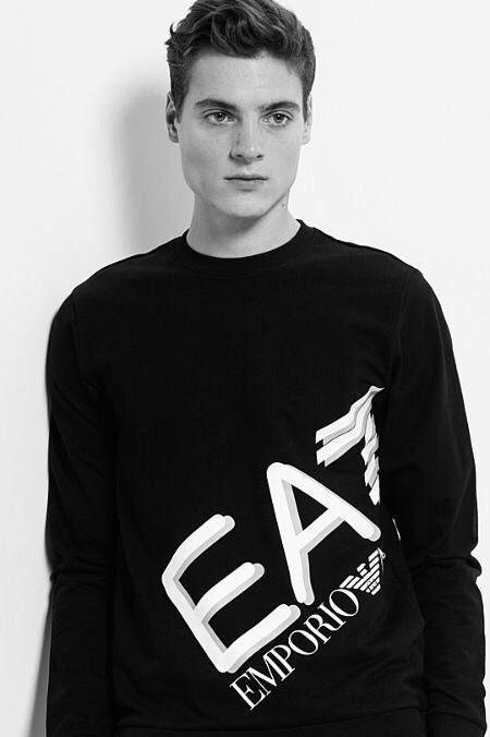 Serge. Материнское модельное агентство