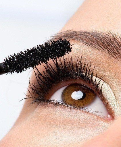 Предметное фото косметики - нежные и ухаживающие продукты для вашего блеска и здоровья кожи.