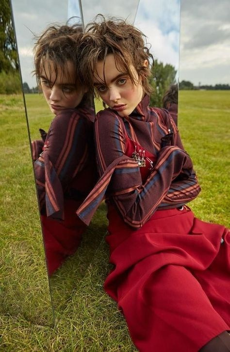 Портреты. Ы