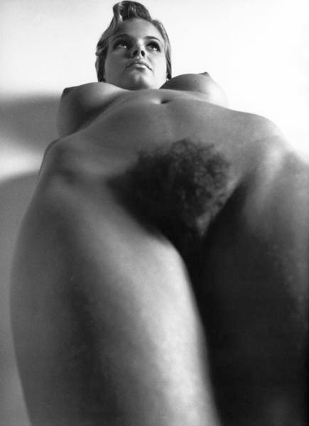 Хельмут Ньютон / Helmut Newton 18+. Женя Красовская | Фотограф | Smm-дизайнер