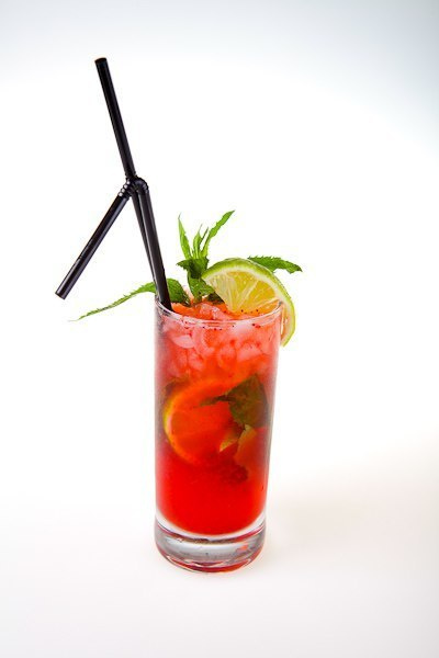 Профессиональная предметная фотография в Ростове-на-Дону. Создание отл. Максим Матвийченко и Виктория Басова профессионалы своего дела