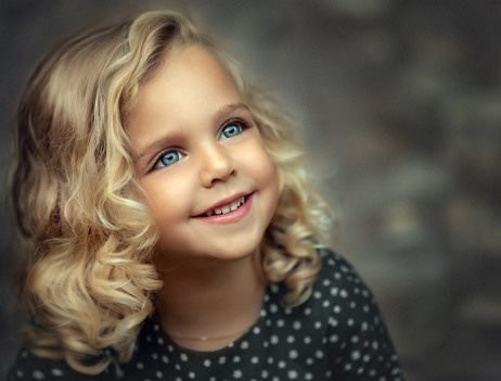 Webinar about eyes. Photographer Elena Michelle