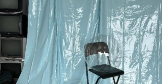 Зал с Белой циклорамой «White». BACKSTAGE фотостудия