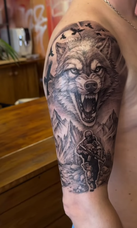 Плечи. Тату-мастер в Краснодаре — Рашид