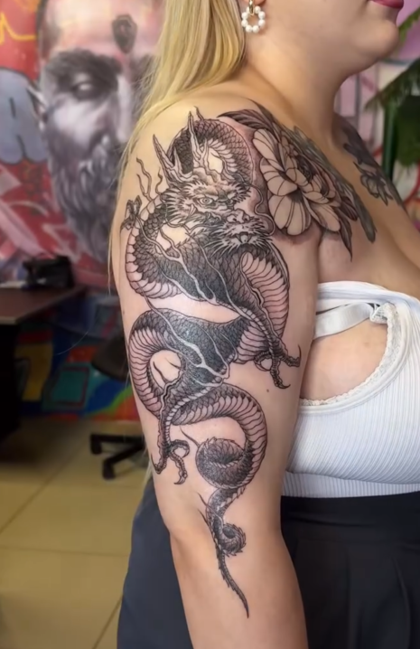 Плечи. Тату-мастер в Краснодаре — Рашид