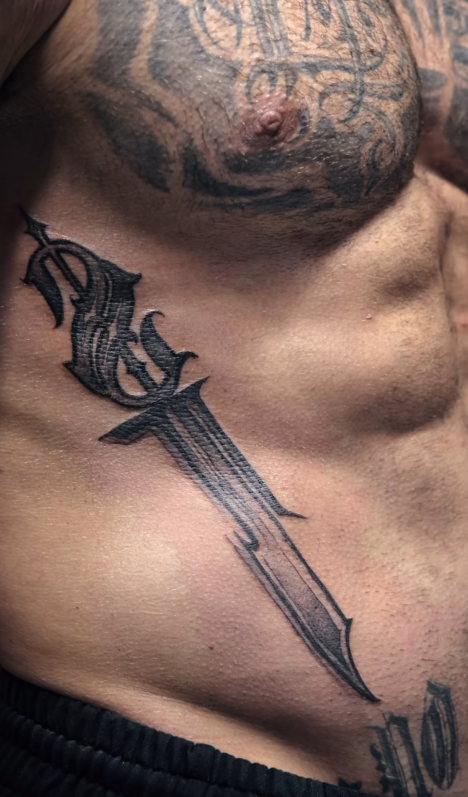 Живот. Тату-мастер в Краснодаре — Рашид