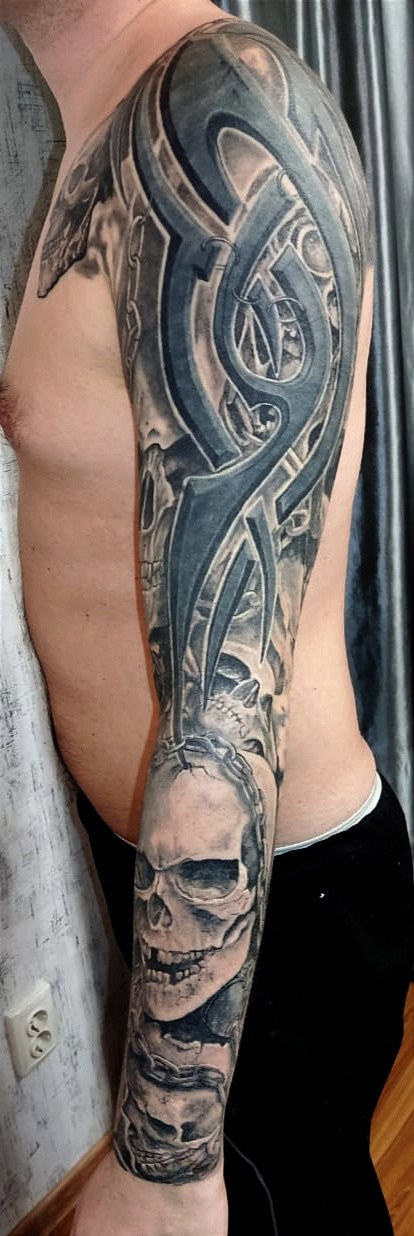 Тату. Яр Панов Арт.Картины, татуировки, роспись стен и одежды в Москве