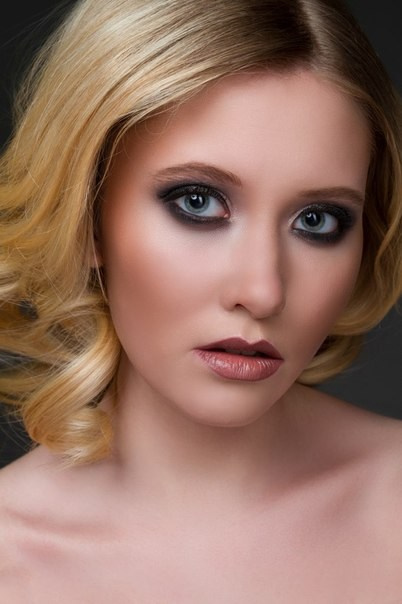 Современная элегантность: Стильные фотосессии в Fotogen. Интерьерная фотостудия FOTOGEN г. Краснодар