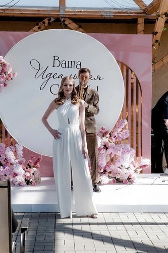 Показ на Клубе молодоженов от ж.Свадебный вальс. Модельное агентство Queen's models| Екатеринбург Челябинск Первоуральск