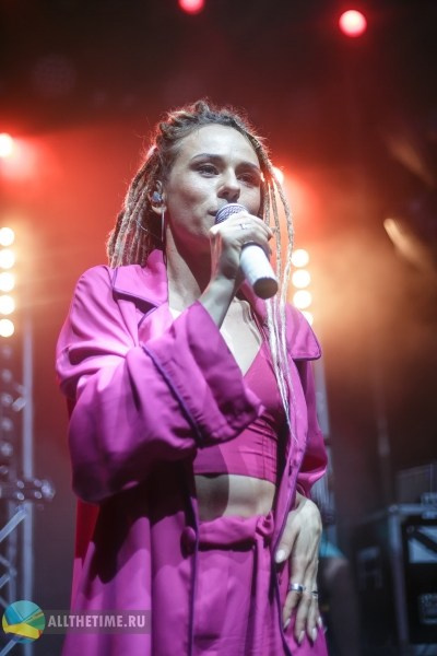 IOWA. Магия музыки в кадре: Концертная Фотография