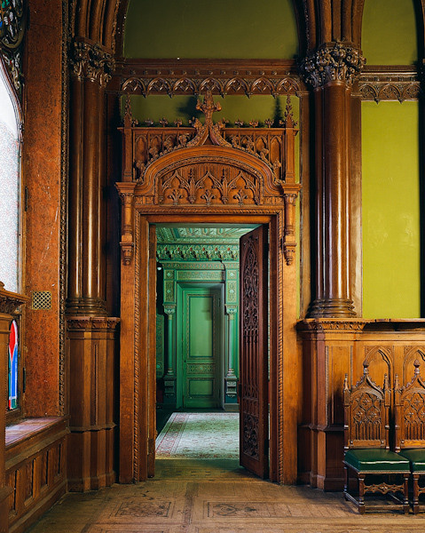 Moscow’s Pre-Revolutionary Interiors for Bolshoi Gorod Magazine. Petr Antonov