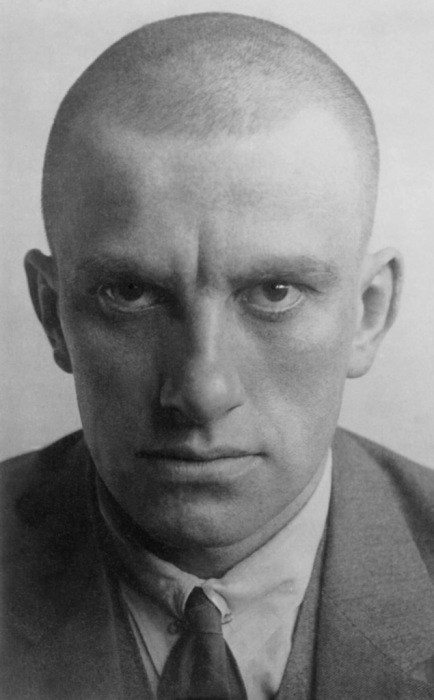 Александр Родченко. Фотограф Алматы, курс по Фотографии в Алматы. Дмитриева Наталья