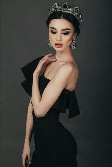 Карты и корона