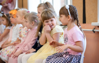 Фото съемка, репортаж утренников. Улыбка выездная фотостудия Красноярск