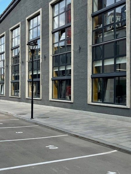 Уличная фотосъемка в Москве — граффити и фактурные стены