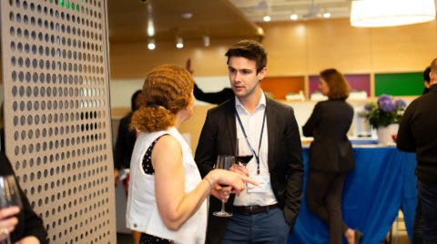 Фотосессия делового мероприятия в Москве. Фотосессия в студии в Москве от профессионального фотографа услуги по доступным ценам