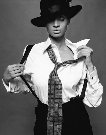 ЧЕРНО-БЕЛЫЙ ПОРТРЕТ