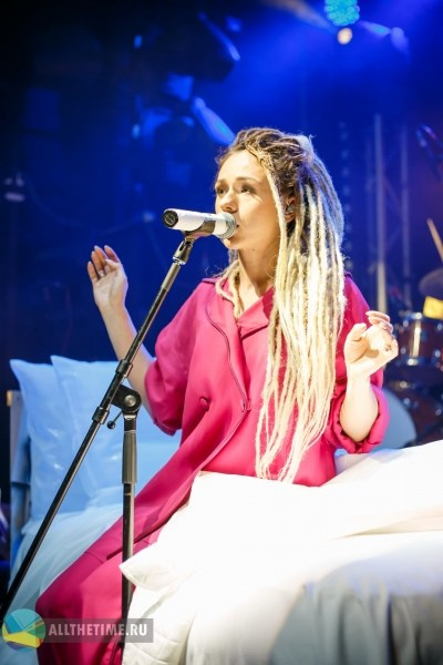 IOWA. Магия музыки в кадре: Концертная Фотография