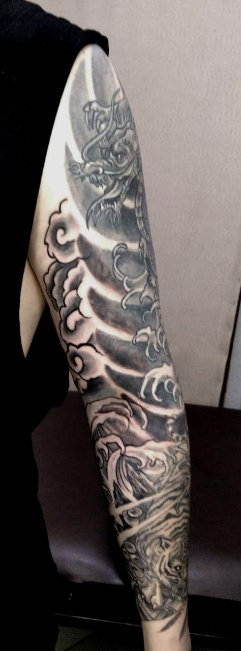 Тату. Яр Панов Арт.Картины, татуировки, роспись стен и одежды в Москве