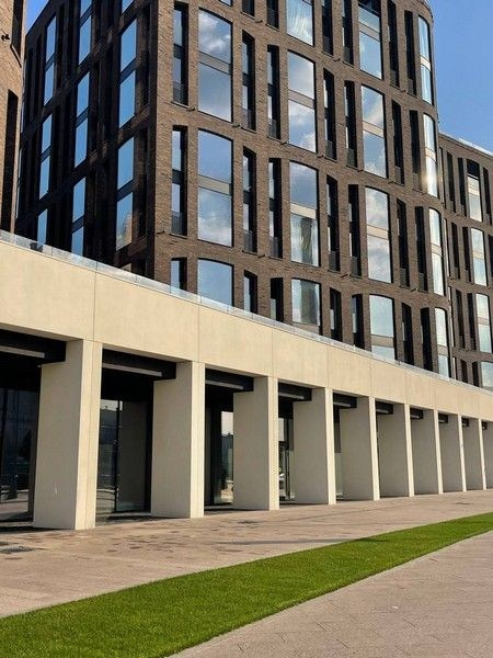 Фотосессия в жилом комплексе Москвы — подъезд с дизайнерским ремонтом