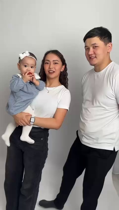 Фотосессия Годик Томирис. Фотограф Новорожденных и семейный Элла Огай г. Сатпаев